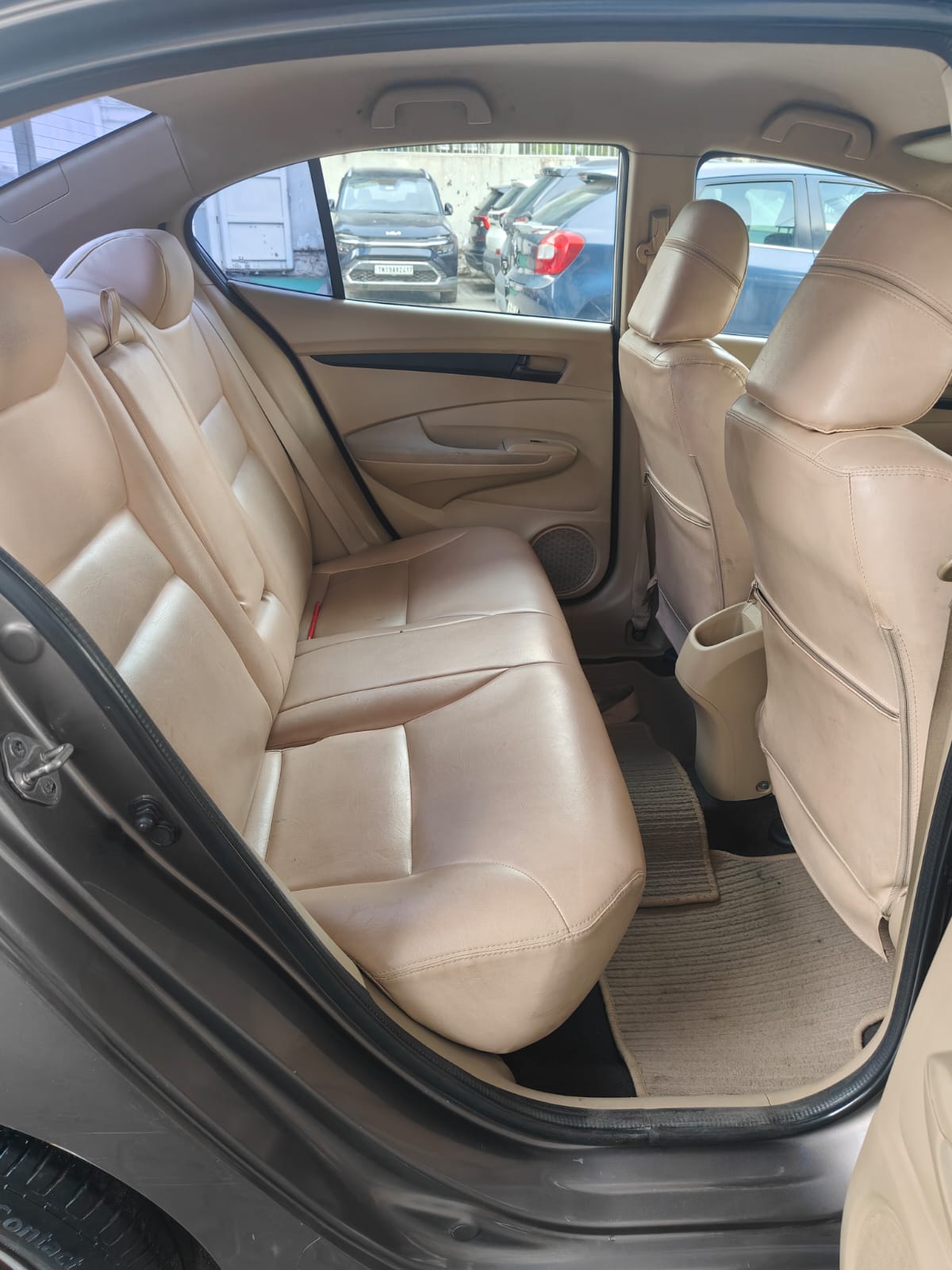 Honda City(2011-2014) 1.5 V Mt Inspire